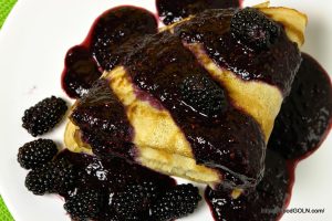 Pancakes with Blackberries 3 Pancakes with Blackberries (3)