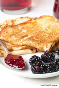 Pancakes with Blackberries 4 Pancakes with Blackberries (4)