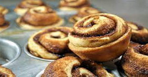 Ooey Gooey Gluten-Free Cinnamon Rolls